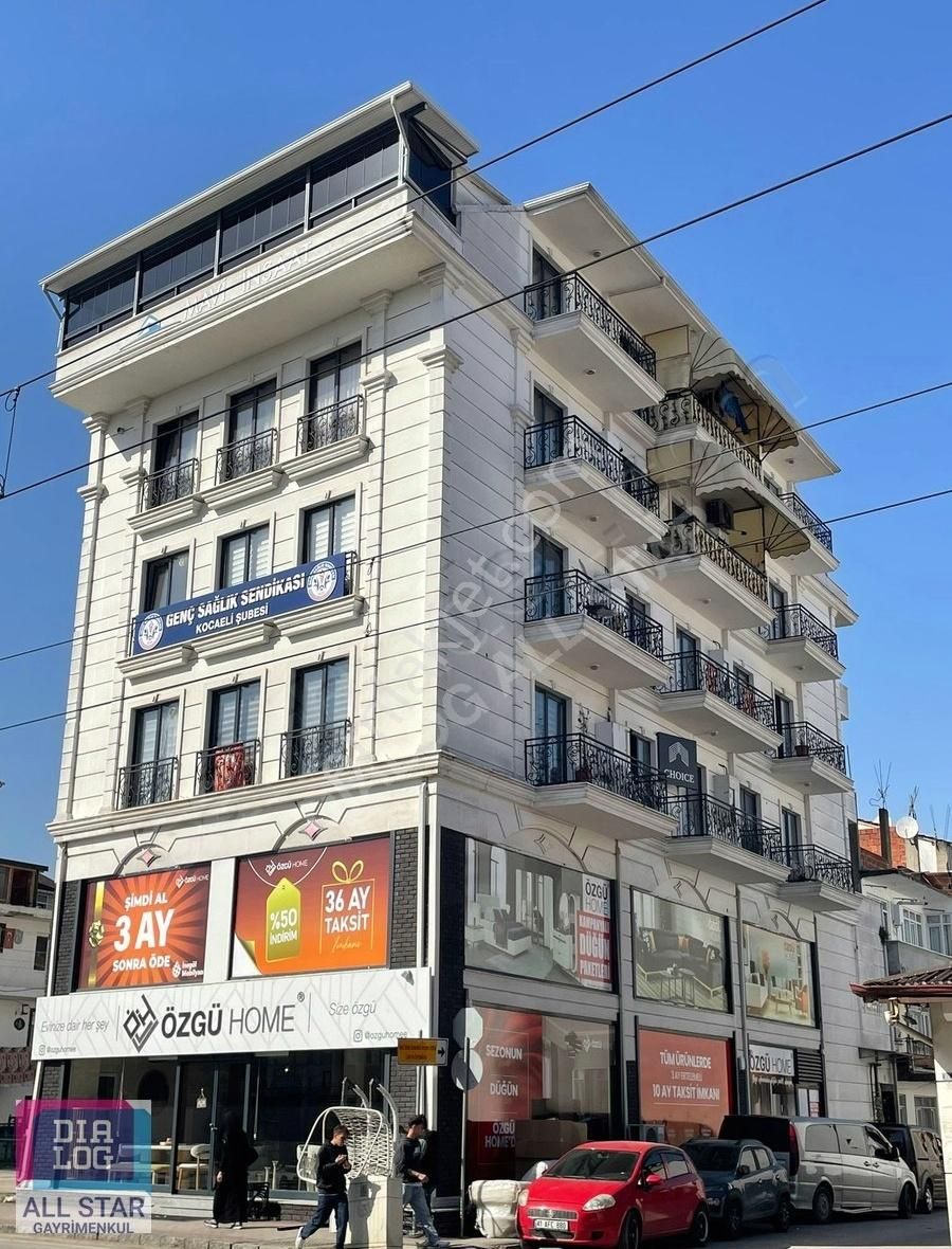 İzmit M. Alipaşa Satılık Ofis M.ALİPAŞA TRAMVAY YOLU ÜSTÜNDE 75 M2 SATILIK OFİS&BÜRO