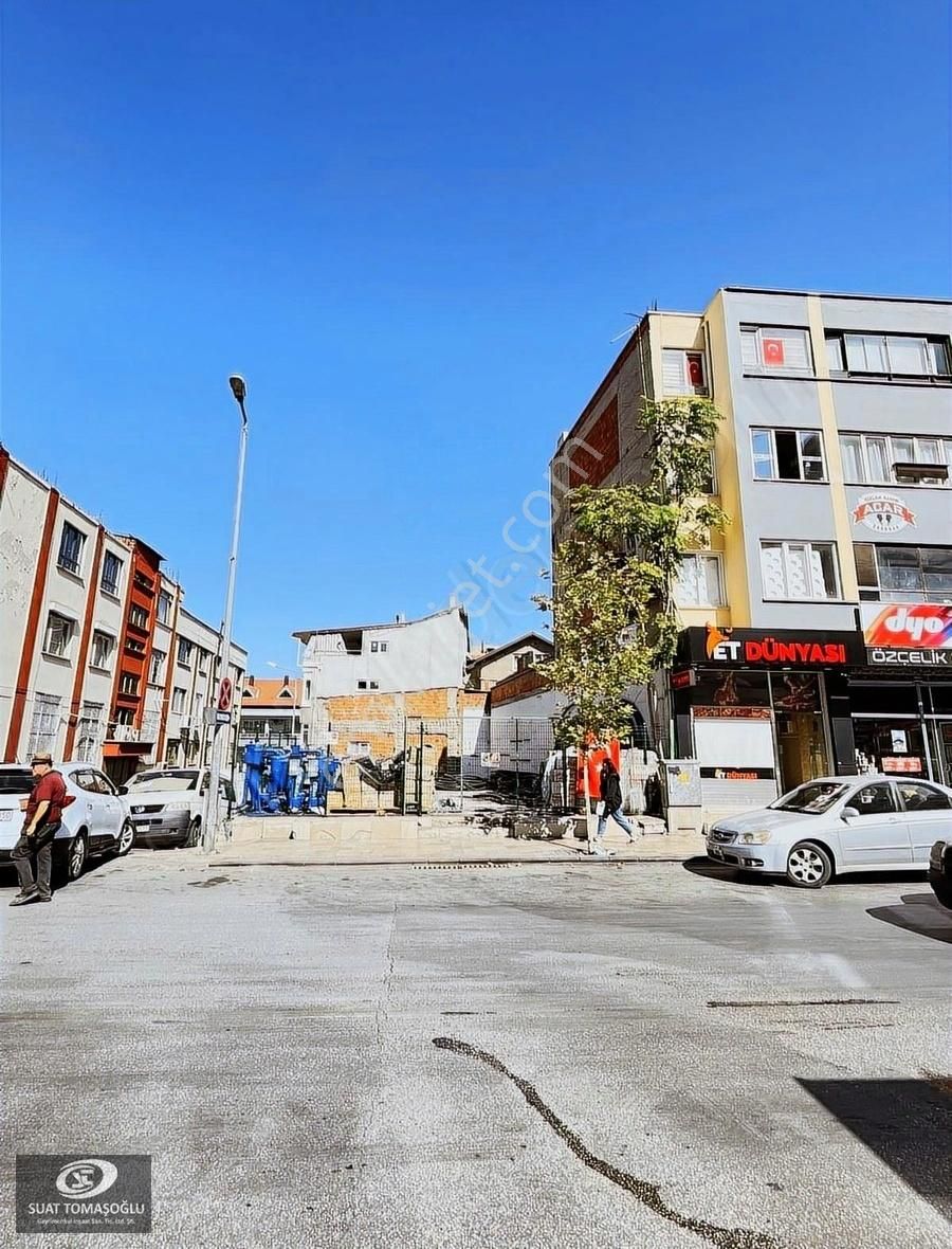 Merkezefendi Saraylar Satılık Ticari İmarlı CUHURİYET CADDESİ SATILIK TİCARİ ALAN KÖŞE PARSEL;