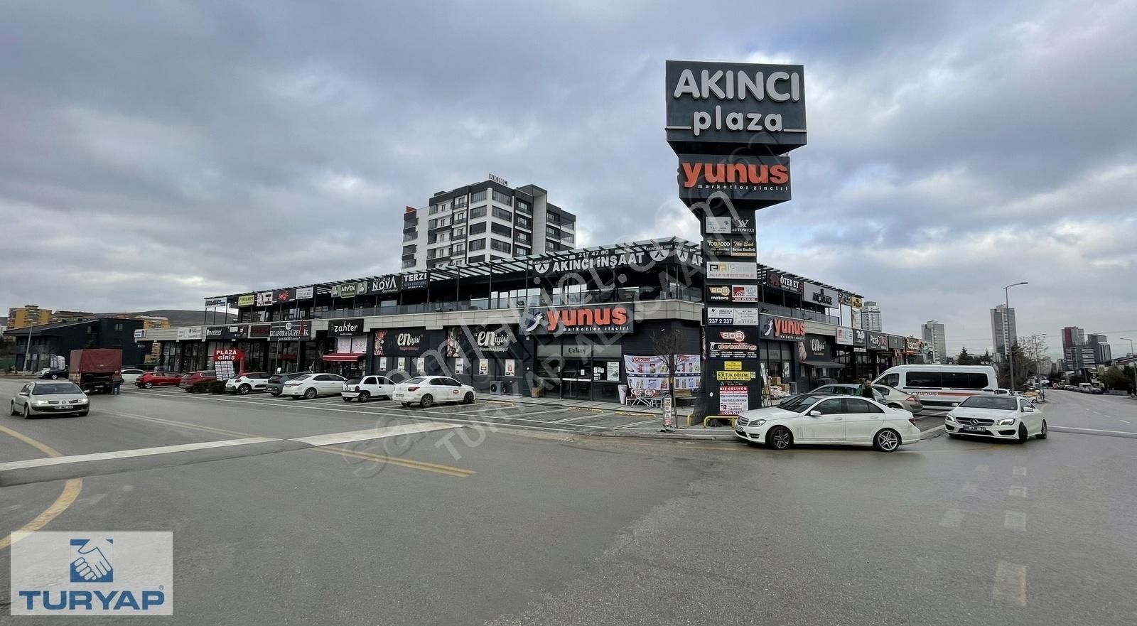 Çankaya Yaşamkent Devren Dükkan & Mağaza TURYAP'TAN PLAZA'DA YÜKSEK CİROLU DEVREN SATILIK ERKEK KUAFÖRÜ