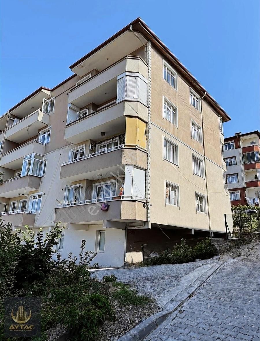 Gölcük Cumhuriyet Satılık Daire D.DERE CUMHURİYET MAH 3+1 DENİZ MANZARALI SATILIK DAİRE BAKIMLI