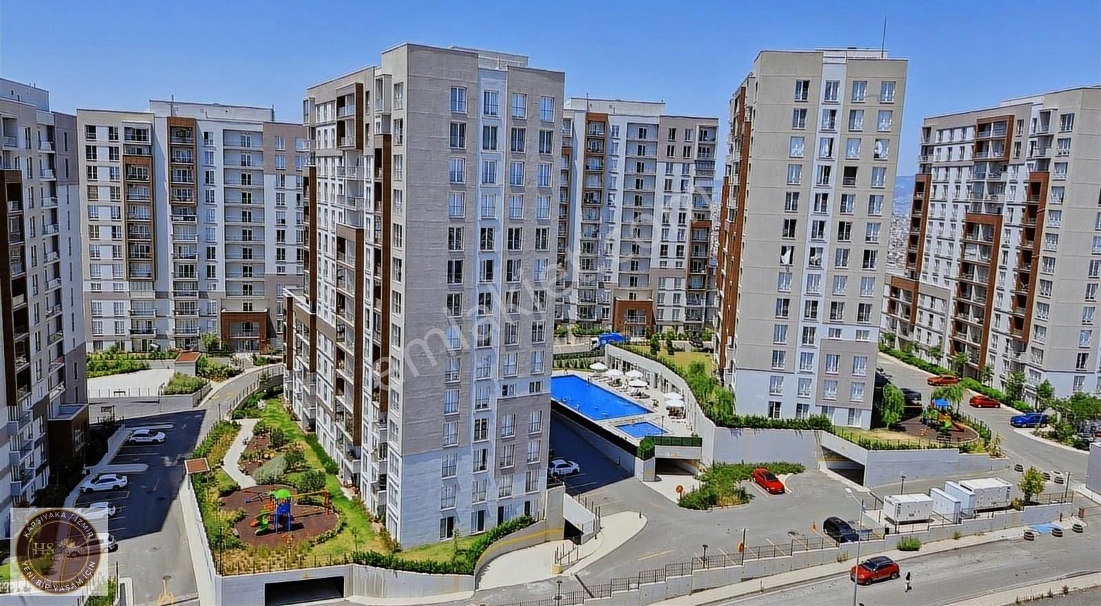 Karabağlar Uzundere Satılık Daire KARABAĞLAR YENİTEPE SİTESİN DE FERAH ÖNÜ AÇIK 1+1 SATILIK DAİRE