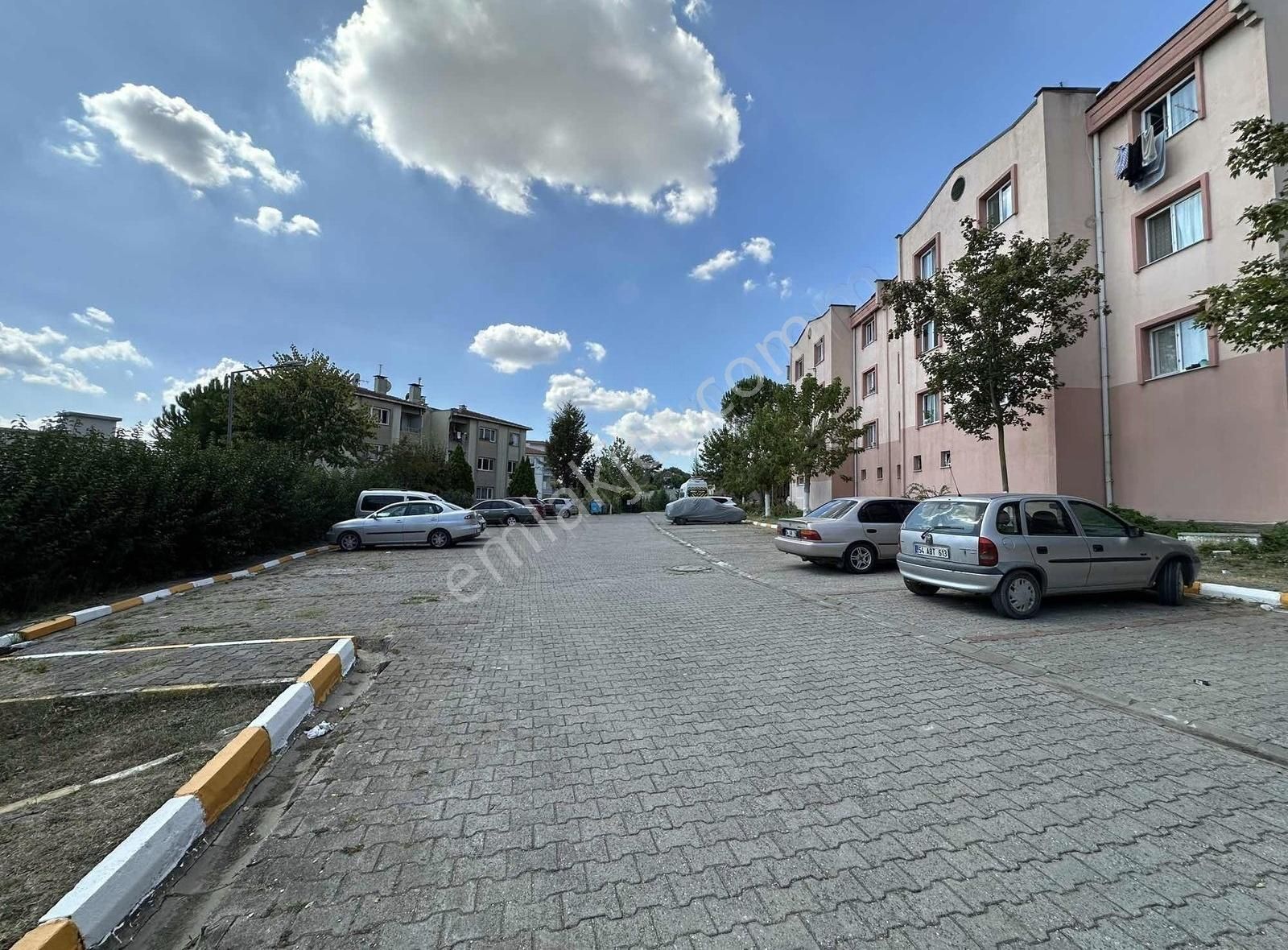 Adapazarı Korucuk Satılık Daire KORUCUK MERKEZ 1691 ADA 3+1 SATILIK ARA KAT KİLERLİ DAİRE