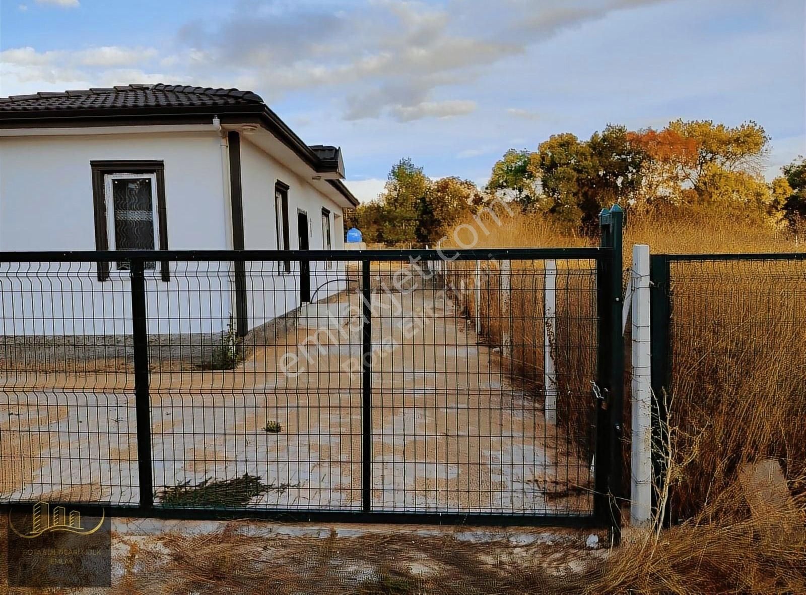 Ayaş Ortabereket Satılık Tarla Ayaş ortaberekette köye yakın yannda ev var satılık arsa 2163 m2