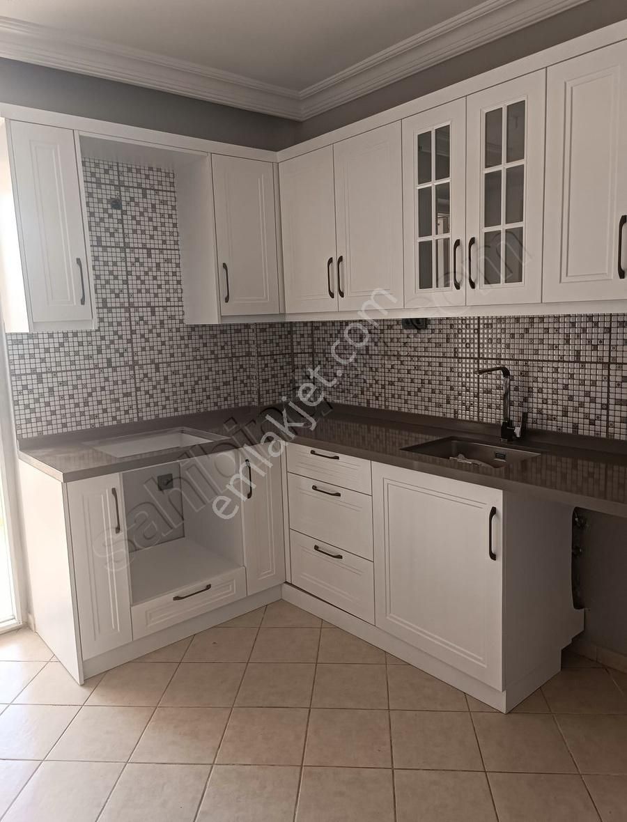 Fethiye Pazaryeri Satılık Daire PAZARYERİ MAH.7+1 300 MT 2 AYRI DAİRE OLARAK KULLANILABİLİR