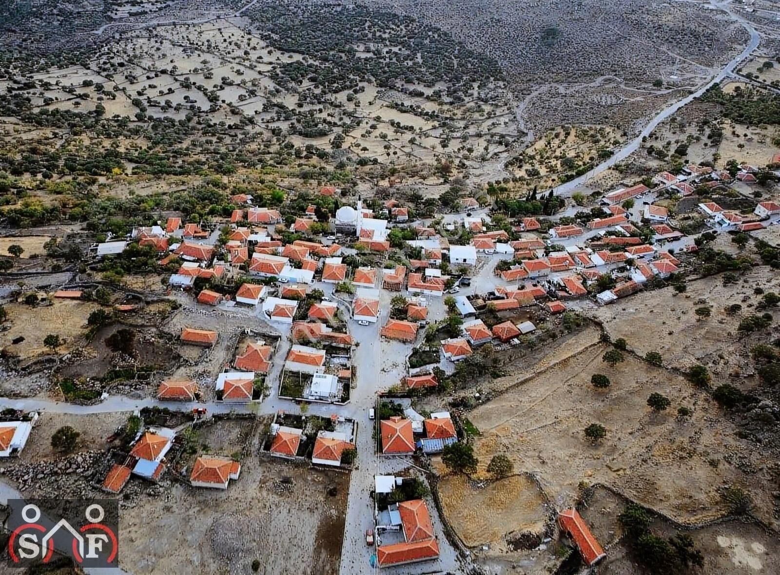 Yunusemre Örselli Satılık Tarla Manisa Yunusemre Örselli'de Satılık Yola Sıfır Köy İçi Tarla