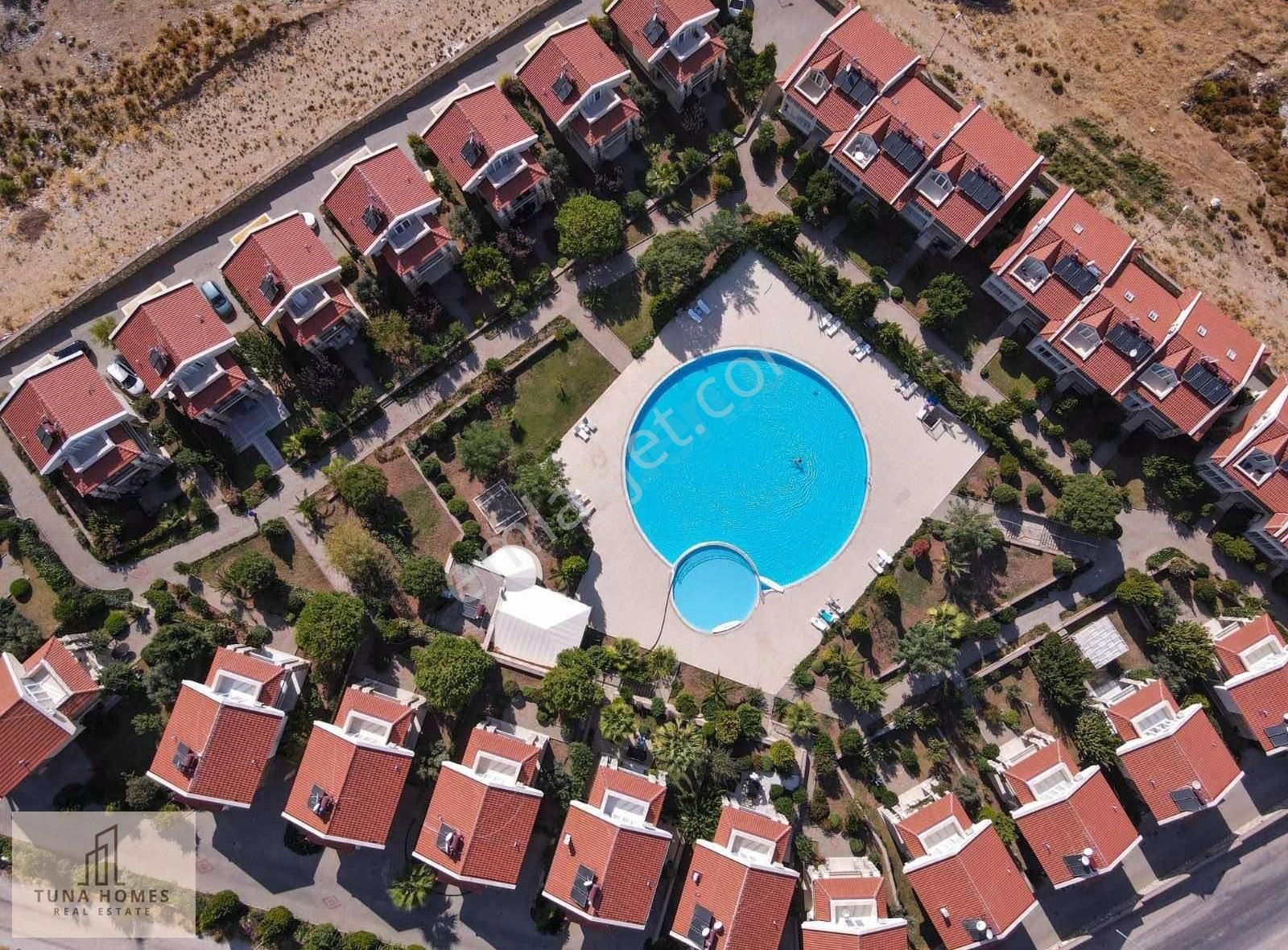 Fethiye Ölüdeniz Satılık Villa TUNA HOMES'DAN ÖLÜDENİZ OVACIK MH. MÜSTAKİL TRİPLEKS VİLLA