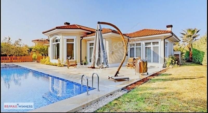 Döşemealtı Altınkale Kiralık Villa Döşemealtı 1500 M2 Arsa İçerisinde 5+1 Süper Lüks Kiralık Villa