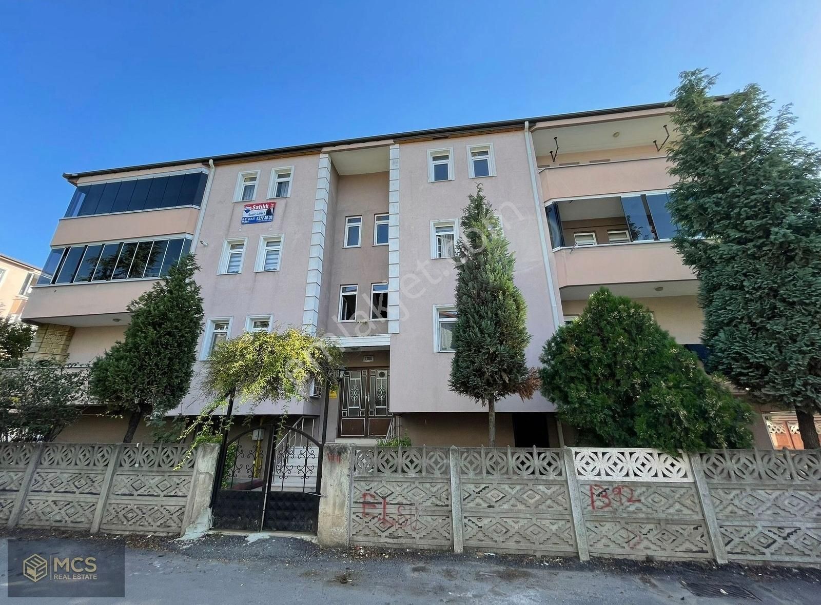 Erenler Hacıoğlu Kiralık Daire MCS GAYRİMENKULDE YUNUS ÇİLOĞLU KARŞI SOKAĞI 160M² GARAJLI DAİRE