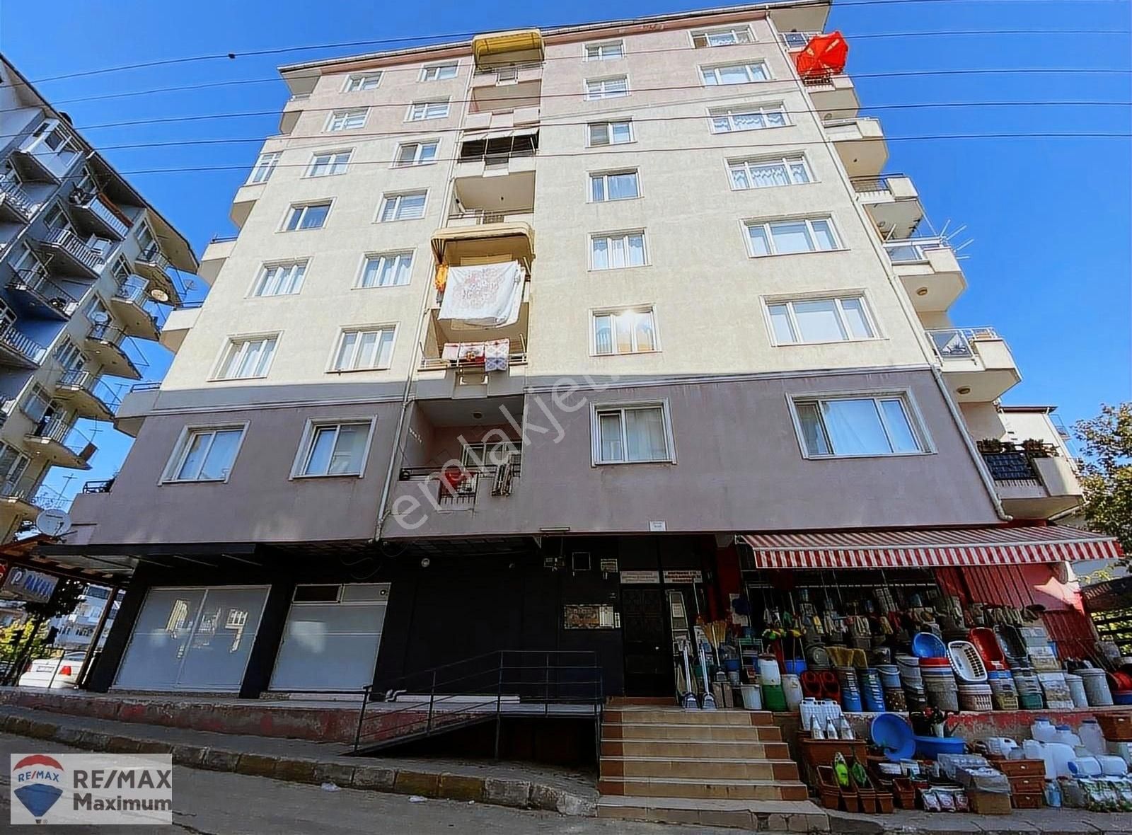 Gölcük Yeni Satılık Daire KOCAELİ GÖLCÜK'TE FULL EŞYALI SATILIK 3+1 DAİRE