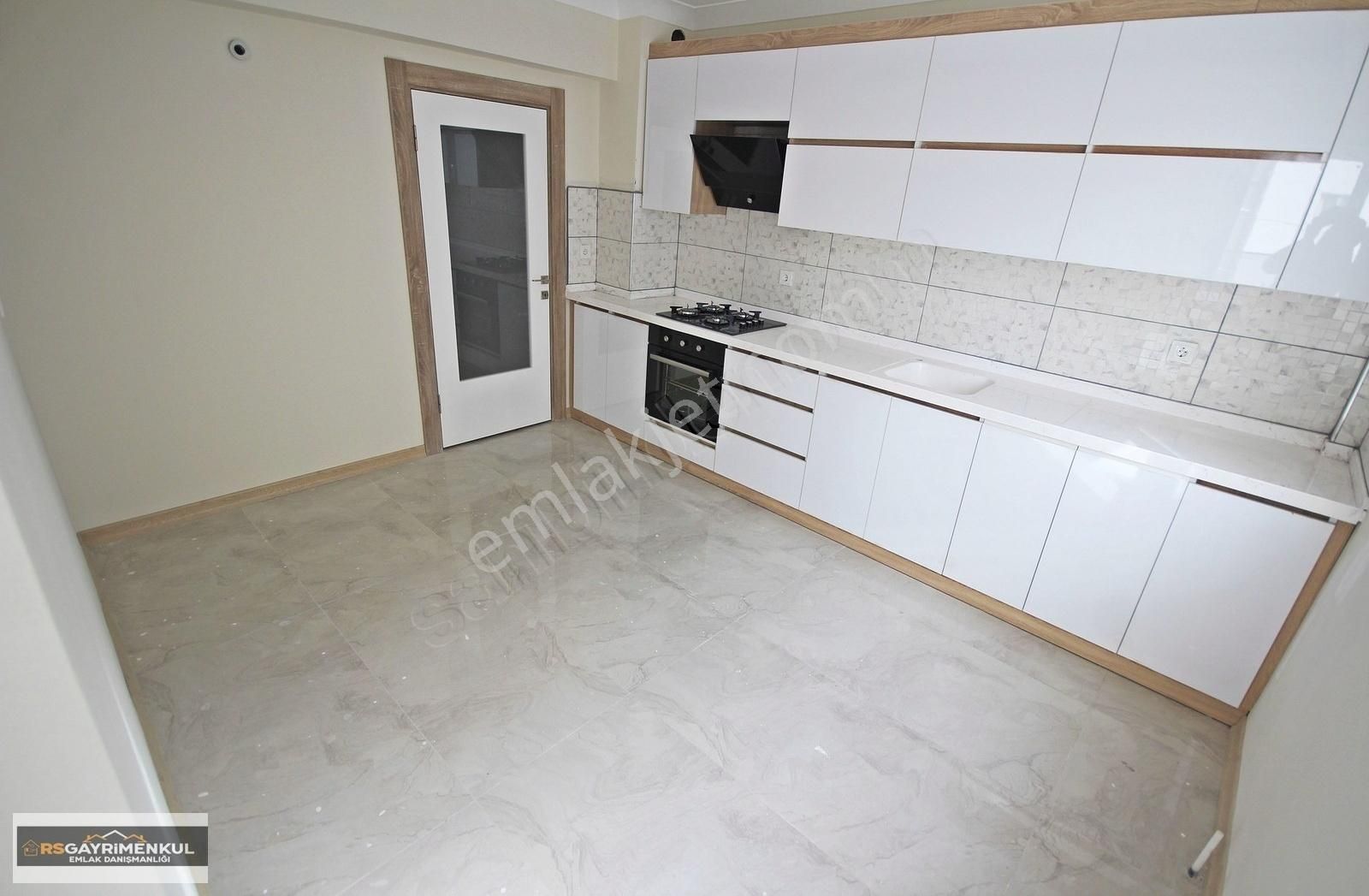 Sincan Menderes Satılık Daire **RS'DEN MENDERESTE 4+1 MUHTEŞEM GENİŞLİKTE FUL+FULL DAİRE**