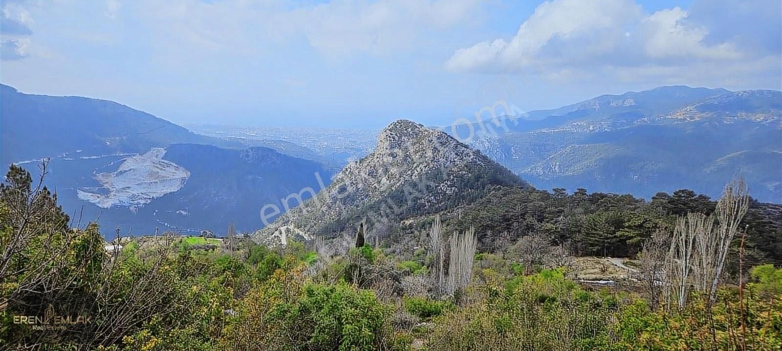 Alanya Bademağacı Satılık Tarla EREN EMLAK'tan Bademağacında full deniz manzaralı 280 mtre tarla