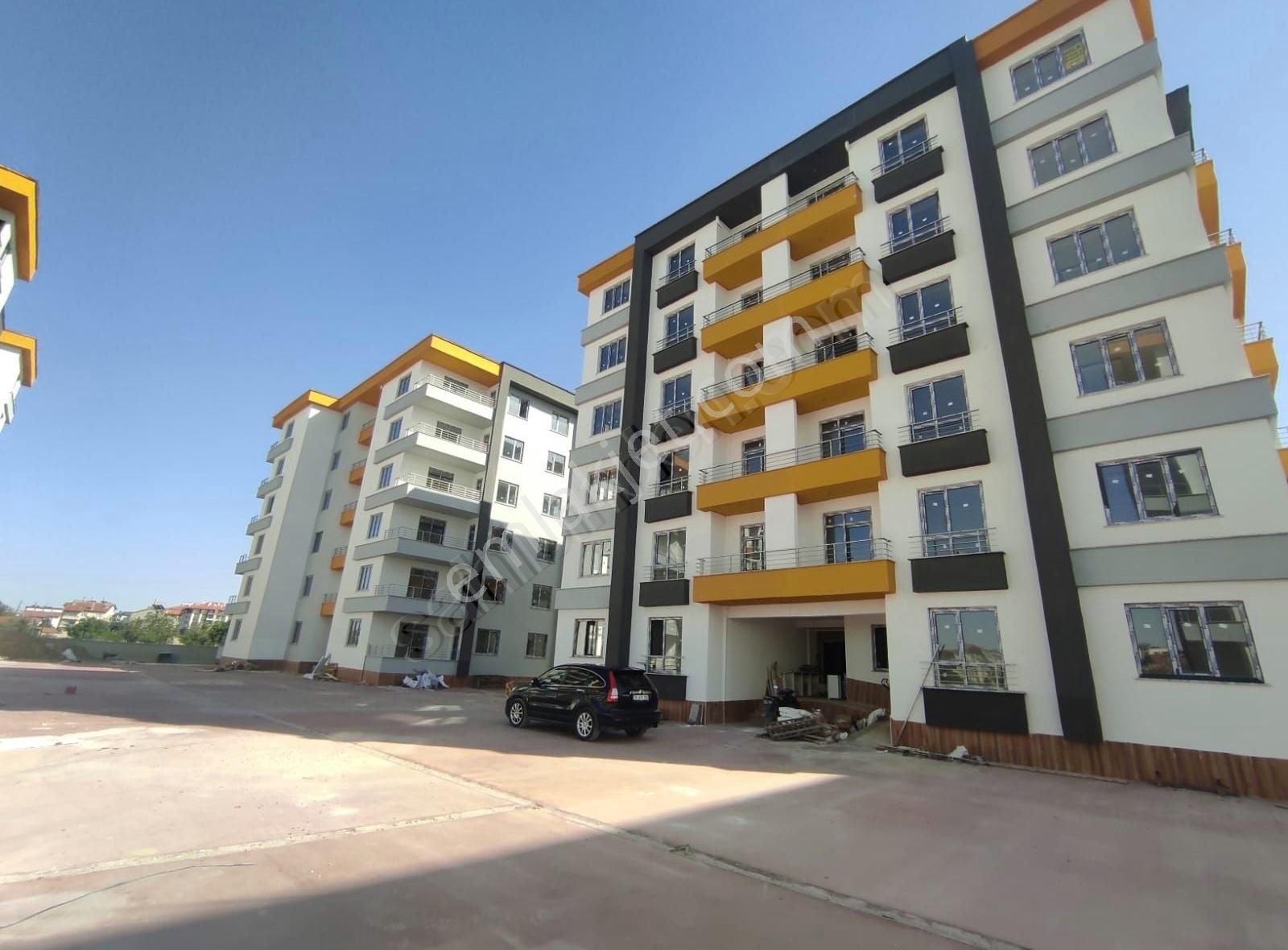 Karatay Karakulak Satılık Daire SEMİH KÖSE'DEN KARATAYDA SIFIR 2+1 SİTE İÇİ ARAKAT GÜZEL DAİRE