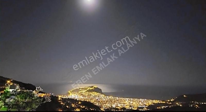 Alanya Tepe Satılık Villa Eren Emlak'tan Tepe Mah.full Deniz Kale Manzaralı Villa Dubleks.