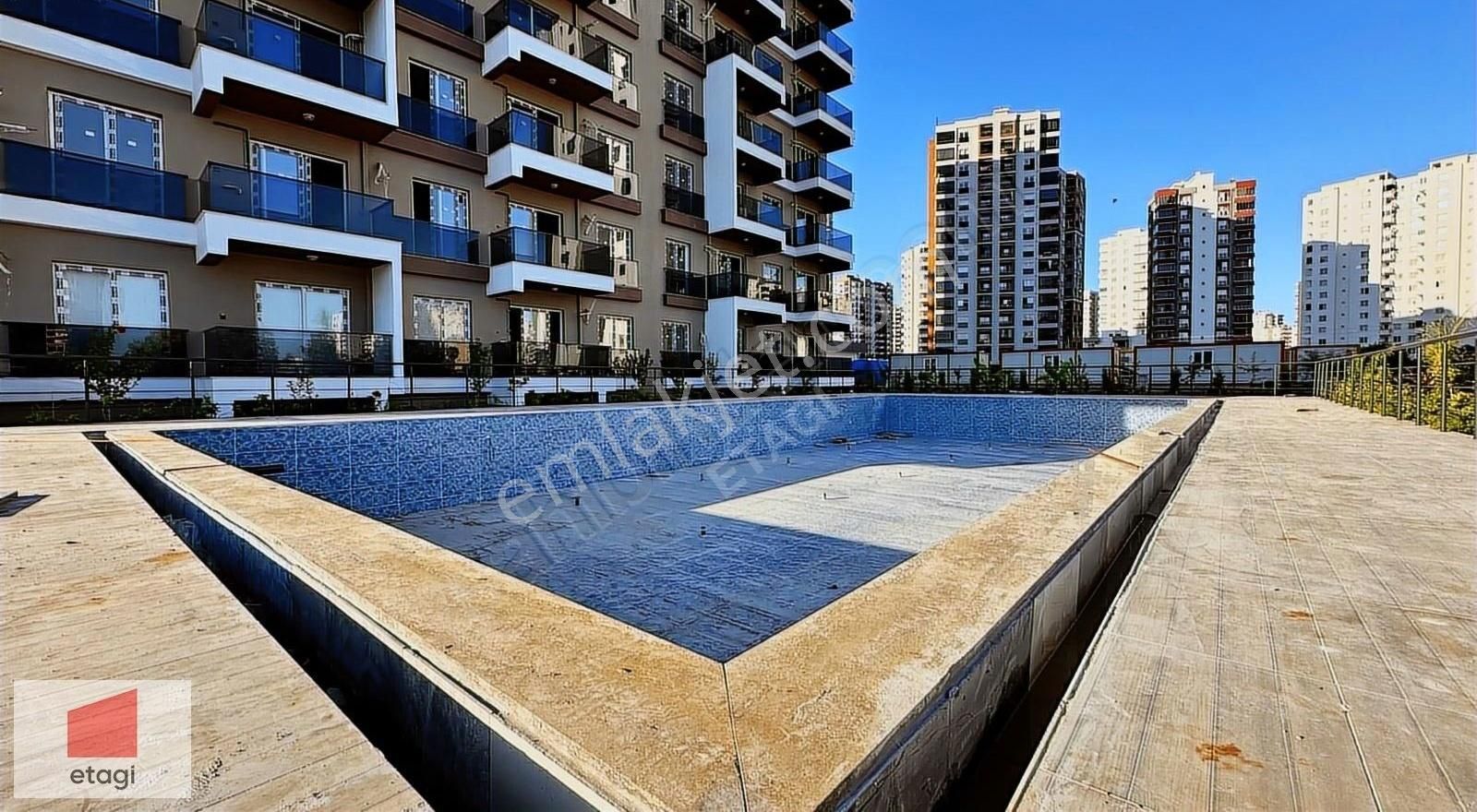 Mezitli Deniz Satılık Daire TECE'DE ACİL SATILIK 1+1 FIRSAT DAİRE