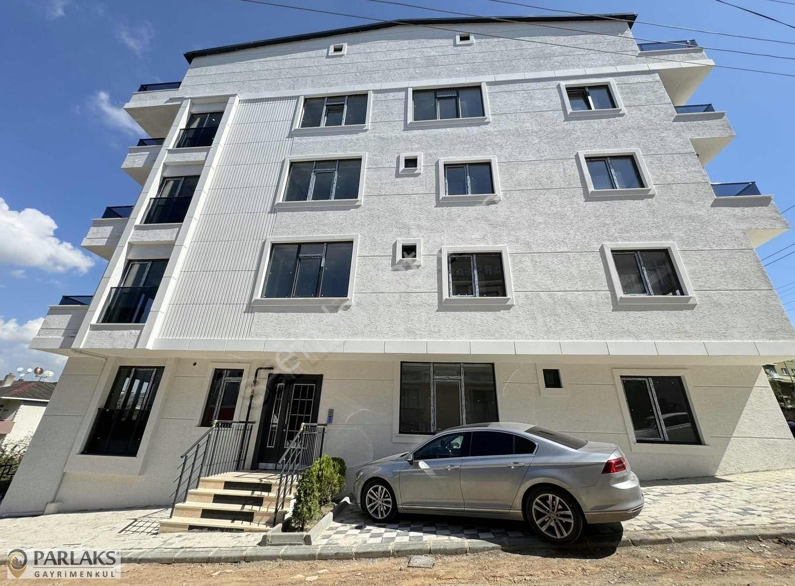 Darıca Bağlarbaşı Satılık Daire BAĞLARBAŞINDA ASANSÖRLÜ KAPALI OTOPARKLI LÜX 2+1 95m² ARA KAT