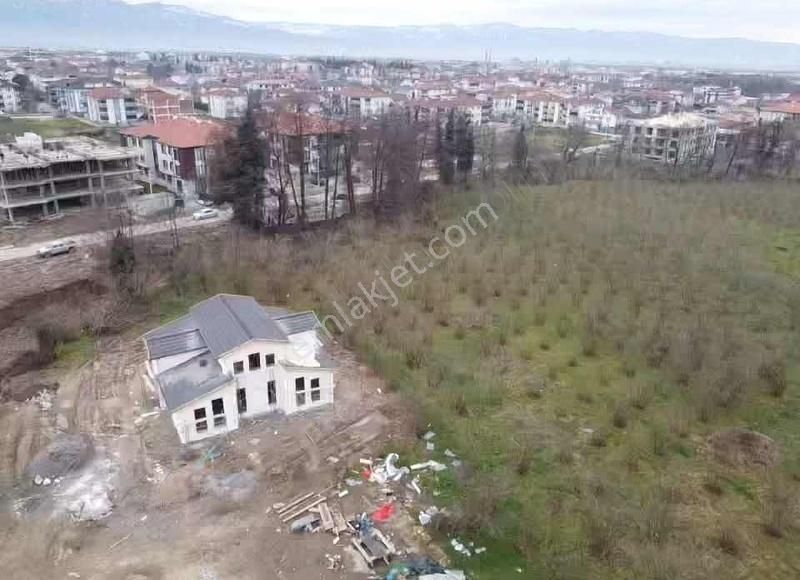 Hendek Rasimpaşa Satılık Konut İmarlı 3 Adet Villa Yapımına Uygun 1415 M2 Satılık Parsel