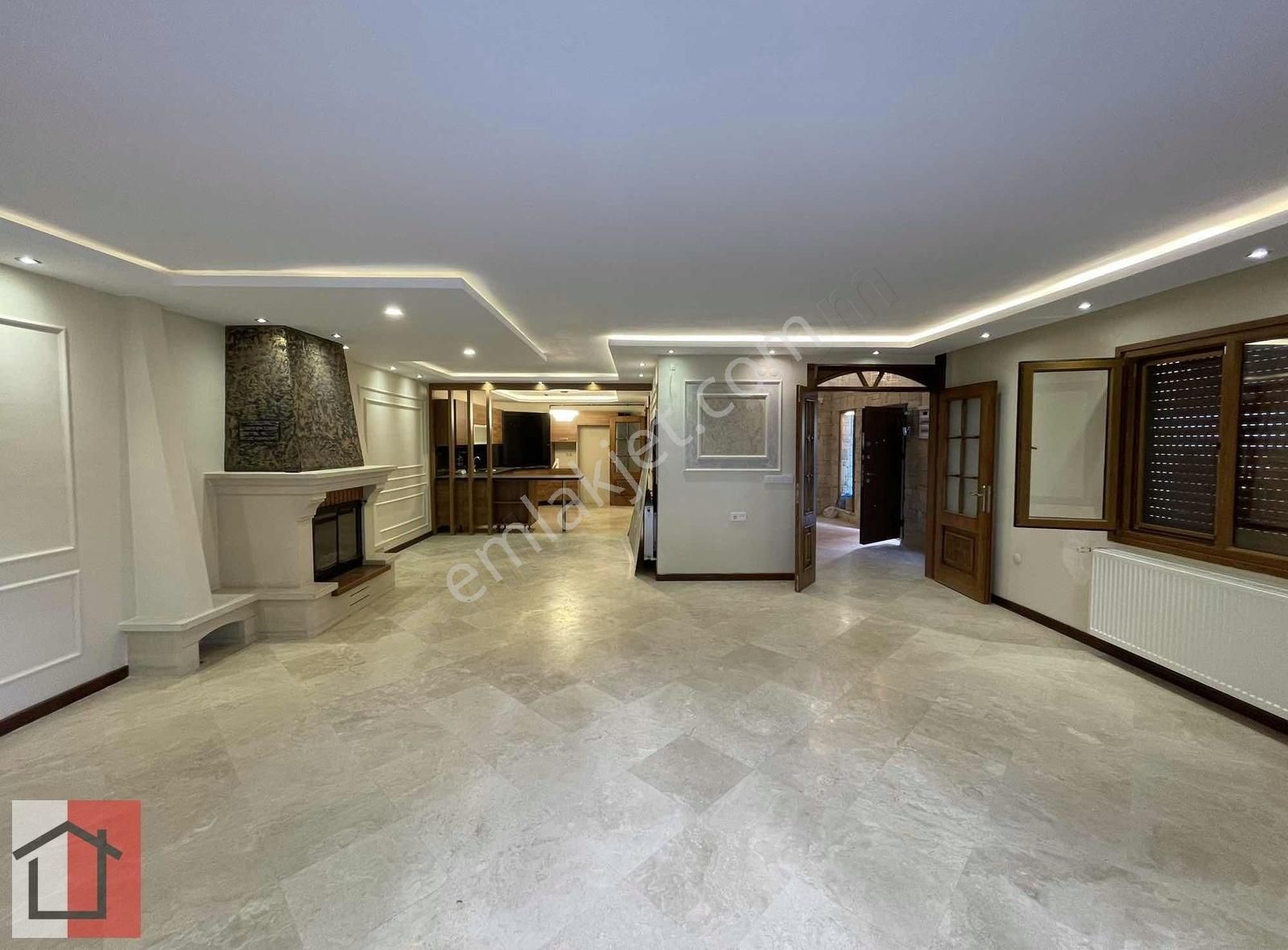 Kuşadası Marina Bölgesinde Özel Havuzlu Müstakil Villa - Görsel 9