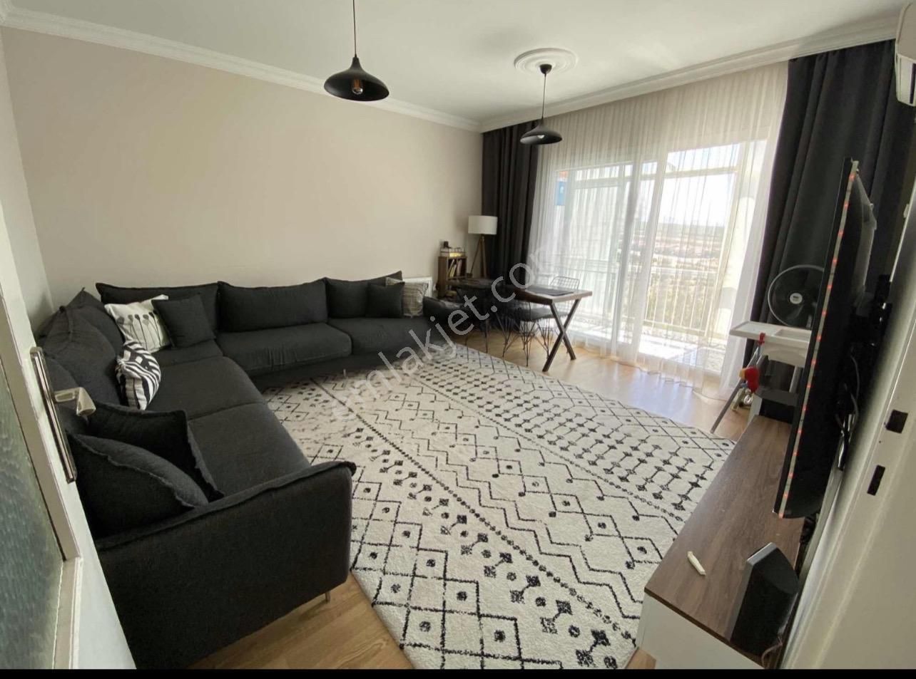 Buca Karanfil Satılık Daire  ACİL BUCA EVKA-1 KARANFİL MAHDE 2+1 95M2 ASANSÖRLÜ D.GAZLI AYRI MUTFAK FIRSAT DAİRE