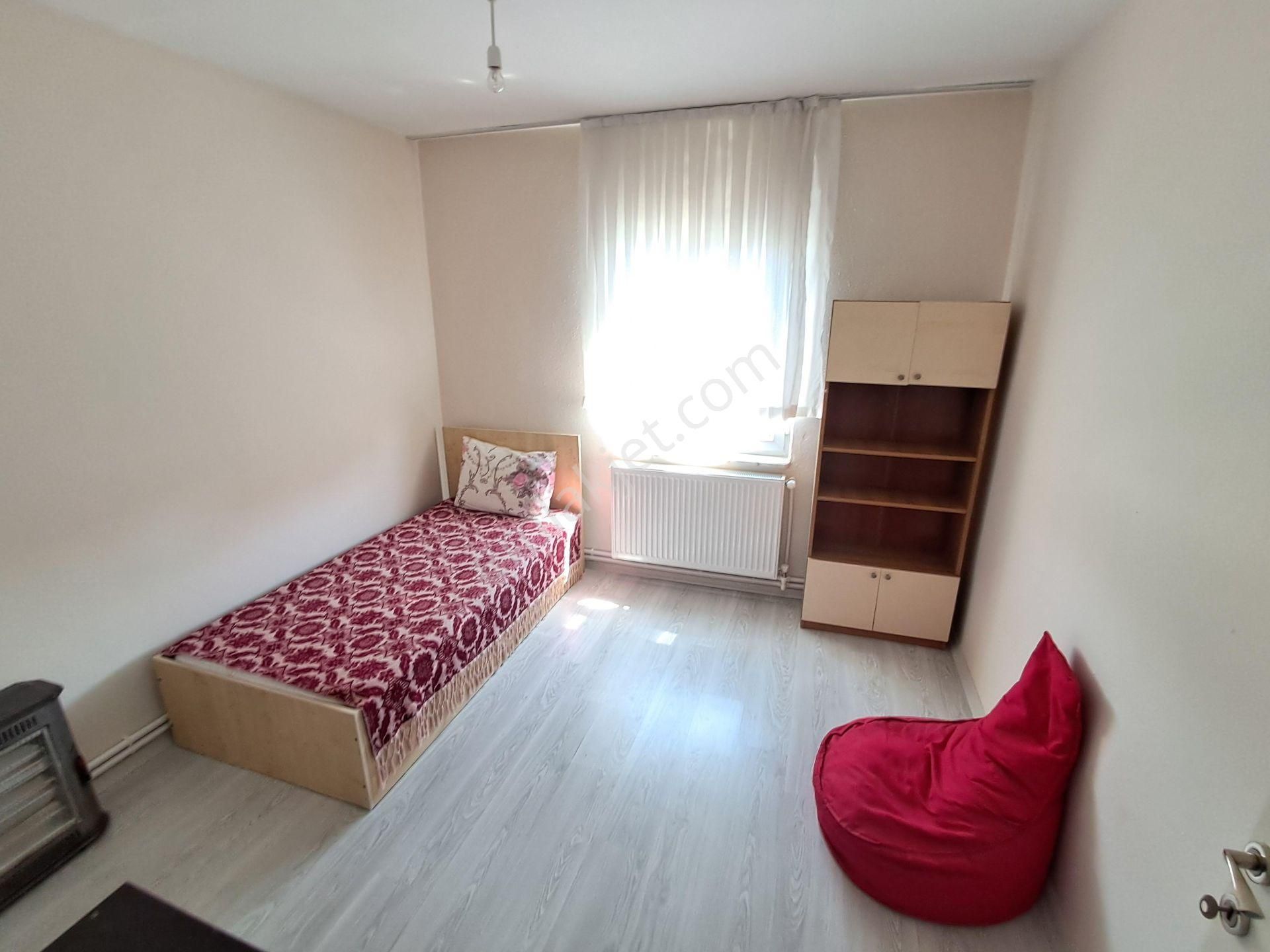 Nilüfer Balkan Kiralık Daire  GÖRÜKLE ZAFER GÖÇMEN KONUTLARINDA 2+1 KISMİ EŞYALI KİRALIK DAİRE