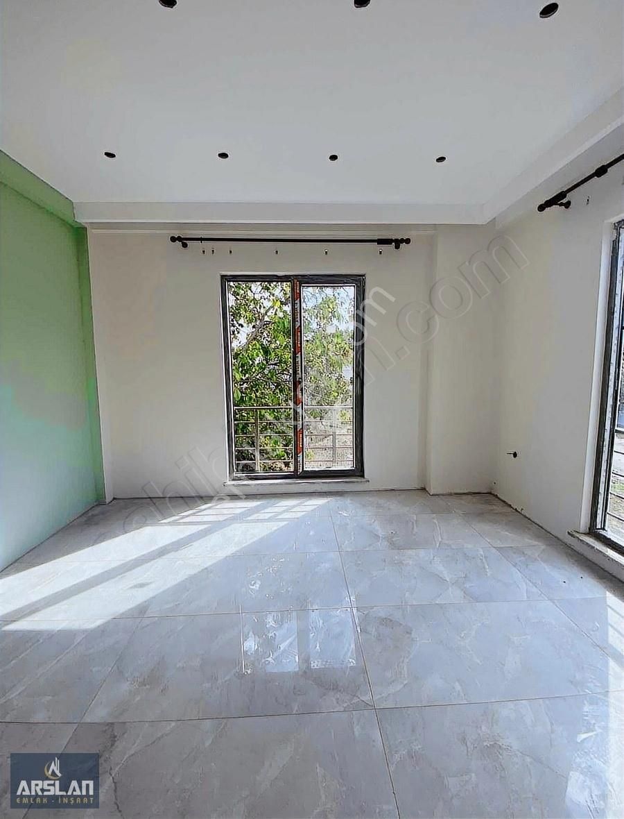 Arslan Emlak'tan İnegl Deydinlerde Satılık Lüks Villa - Görsel 13