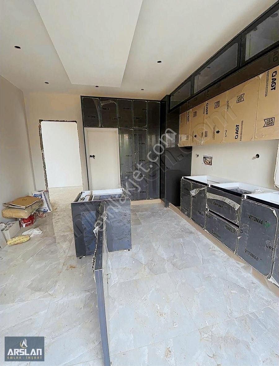 Arslan Emlak'tan İnegl Deydinlerde Satılık Lüks Villa - Görsel 2