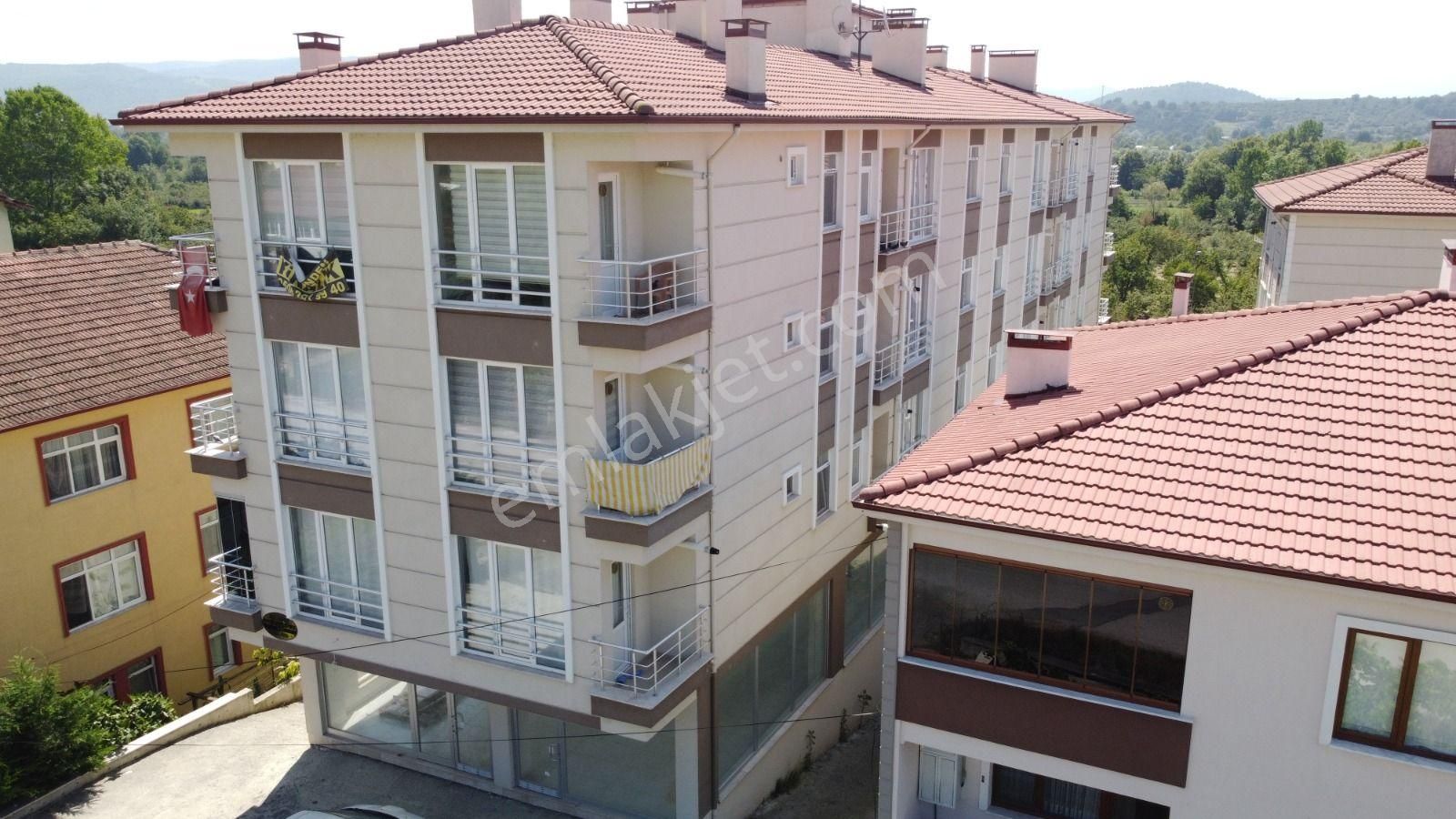 Düzce Merkez Orhangazi Satılık Daire  ORHANGAZİ MH.DE SATILIK ARA KAT EŞYALI 1+1 DAİRE