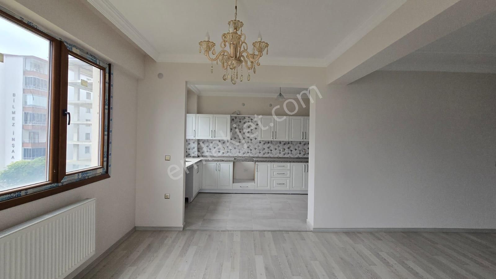 Yomra Kaşüstü Satılık Daire  TRABZON KAŞÜSTÜN DE SATILIK 4+1 DAİRE