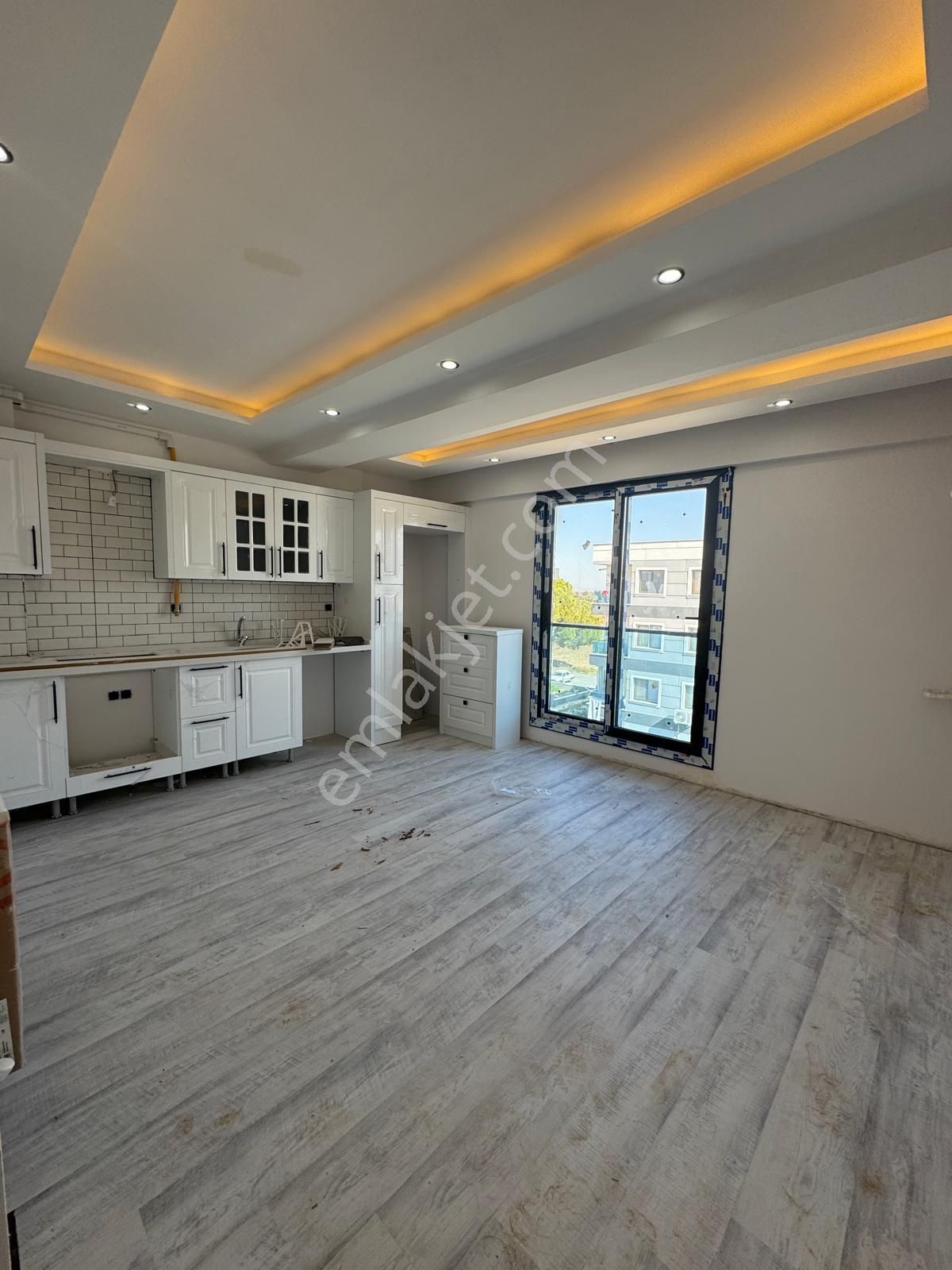 Yunusemre Muradiye Satılık Daire Murdiye Mahallesi (satılık) 2+1 80 M2 5 Katlının 2.katı