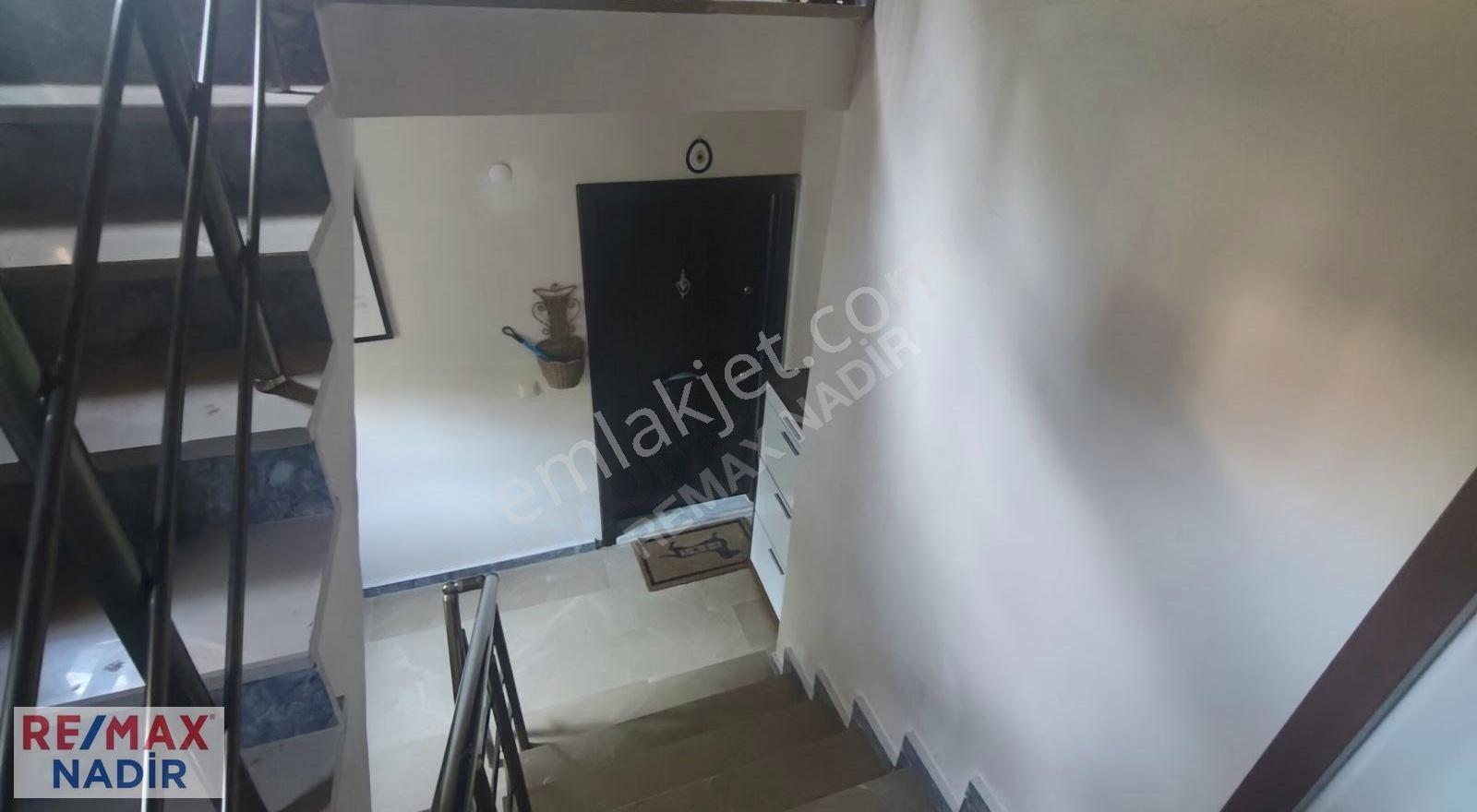Kulakkaya Ana Cadde Üzeri 2 Daire Birlikte Eşyalı Kat Mülkiyetli - Görsel 15