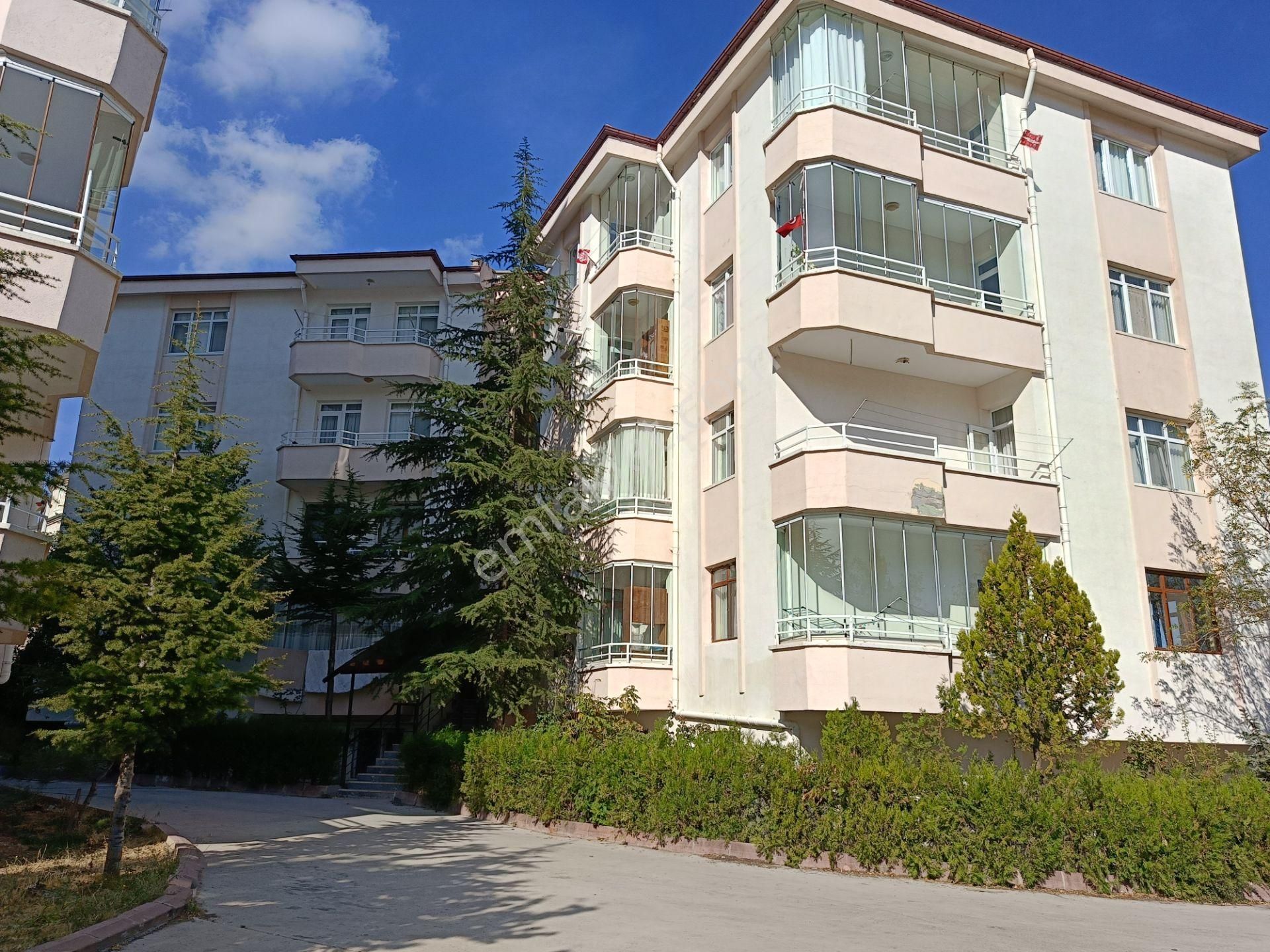 Yenimahalle Memlik Satılık Daire  MEMLİK DE 3+1 SATILIK DAİRE