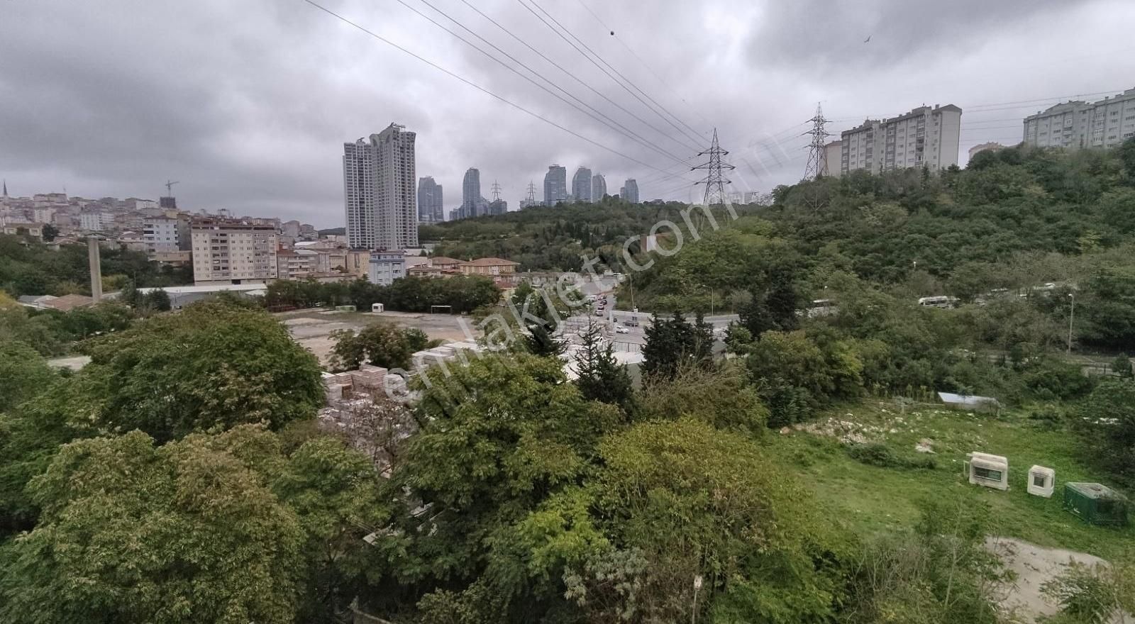 Sarıyer Ayazağa Kiralık Daire Sarıyer Ayazağa MH. 2+1 100M2 Öğrenciye YABANCIYA Eşyalı Kiralık