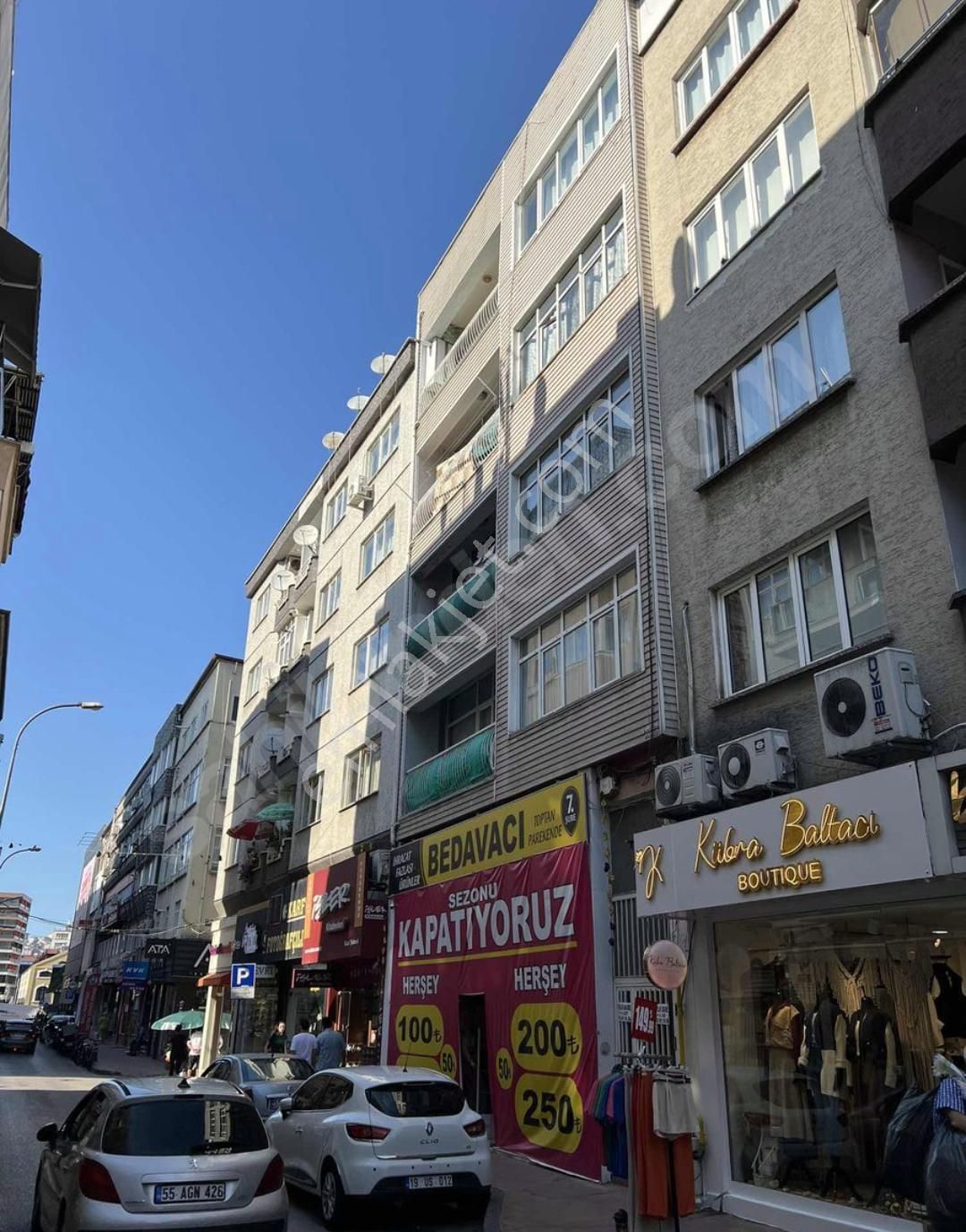 İlkadım 19 Mayıs Satılık Daire  GÖKTÜRK'TEN GAZİ CADDESİNDE SATILIK 3+1 DAİRE