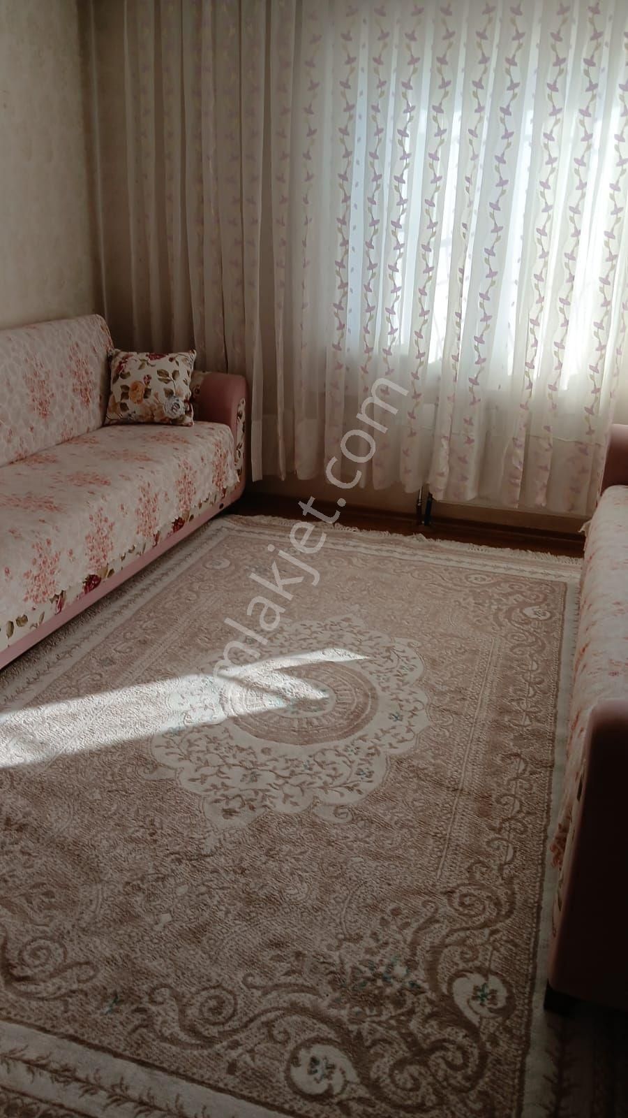 Şahinbey Malazgirt Kiralık Daire Malazgirt mahallesi 1+1esyali daire