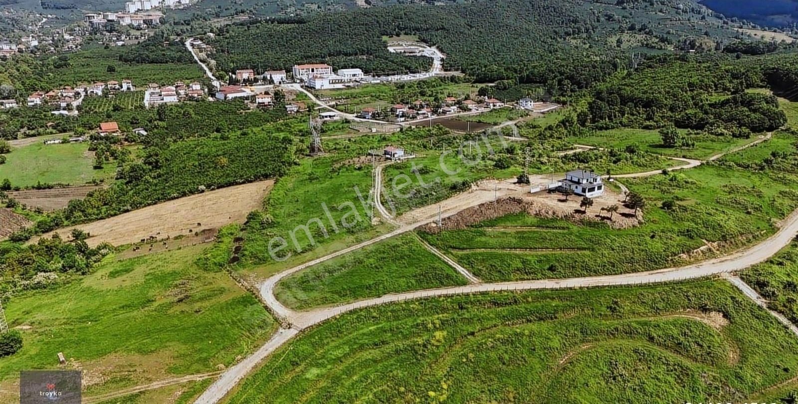 Çilimli Ulucami Satılık Konut İmarlı DÜZCE ÇİLİMLİ'DE KONUT İMARLI MERKEZE YAKIN 781 m² SATILIK ARSA TROYKA'DAN