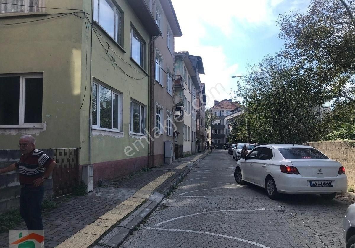 Bartın Merkez Kırtepe Satılık Genel Yukarıçarşı sinema yakını 145 m2  dükkan