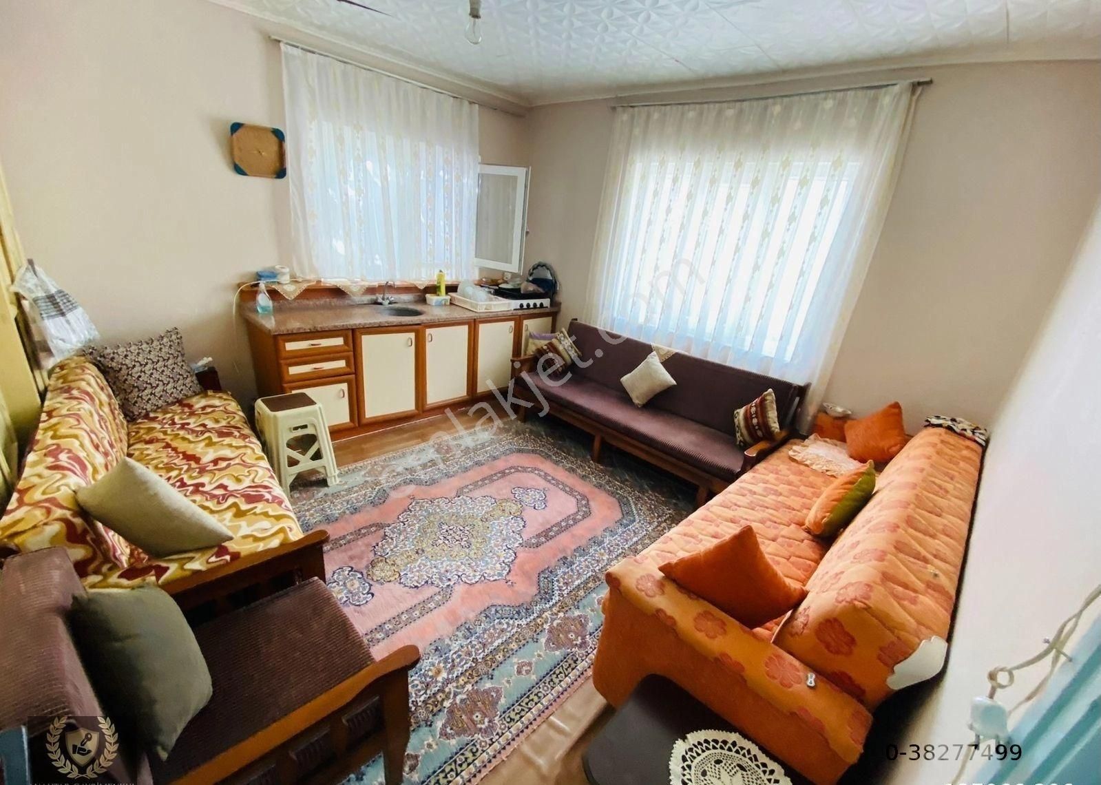 Gönen Alaettin Satılık Müstakil Ev Bandırma Anahtar Gayrimenkul'den Gönen Alaeddin Mah. Müstakil Evi Olan 350 m2 Arsa