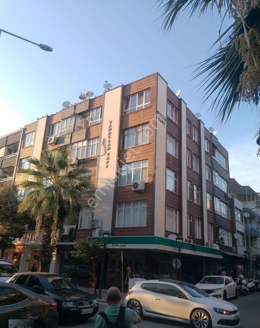 Akhisar Ragıp Bey Satılık Daire MANİSA AKHİSAR RAGIPBEY MAHALLESİ TAHİRÜN CADDESİ ÜZERİNDE GÜRSEÇİR EMLAK'TAN SATILIK DAİRE