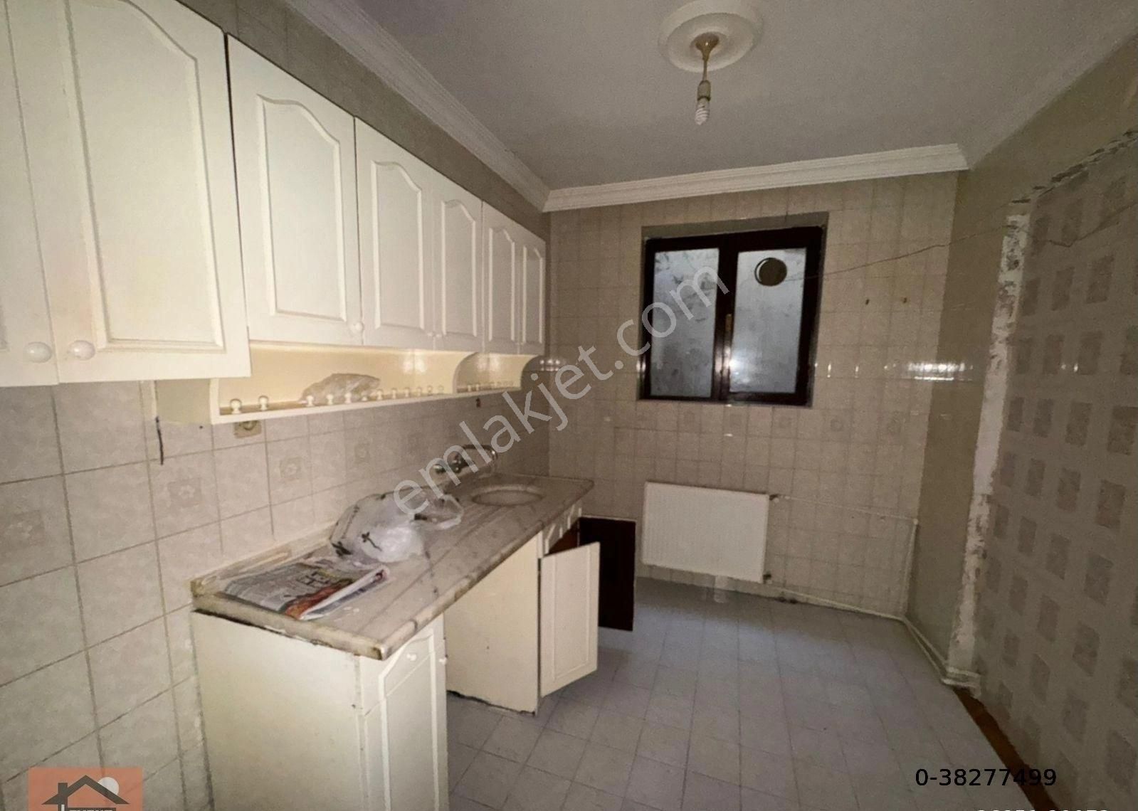 Çankaya Metin Akkuş Kiralık Daire LEVENT'TEN METİN AKKUŞ MAHALLESİNDE 2+1 BAHÇE KATI 80 M2 ÖNÜ AÇIK VADİ MANZARALI