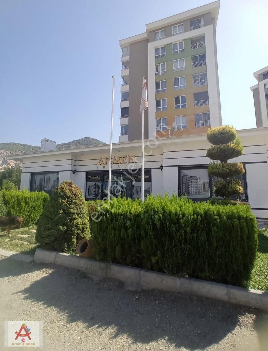 Amasya Merkez Helvacı Kiralık Daire Adım Emlak'tan Helvacı Yenişehir Konutları'nda 3+1 Kiralık Daire