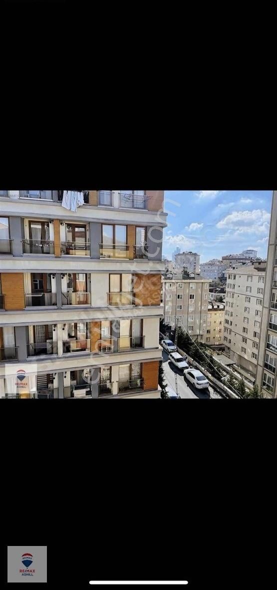 Ümraniye Armağanevler Satılık Daire REMAX Ashilden 4+1 Dublex Takasa Uygun Daire