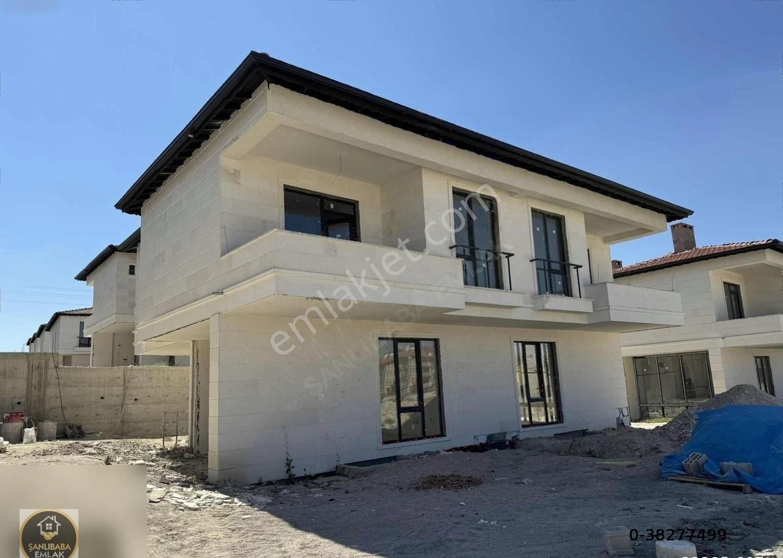 Avanos Karaseki Satılık Villa AVANOS VADİ ORMAN SİTESİNDE BORÇSUZ DEVİRİ HAZIR TRİPLEX VİLLA