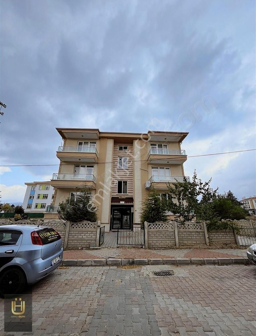 Afyonkarahisar Merkez Ali İhsan Paşa Kiralık Daire AFYON ÜÇOK EMLAKTAN ALİ İHSAN PAŞA DA KİRALIK 3+1 GENİŞ DAİRE