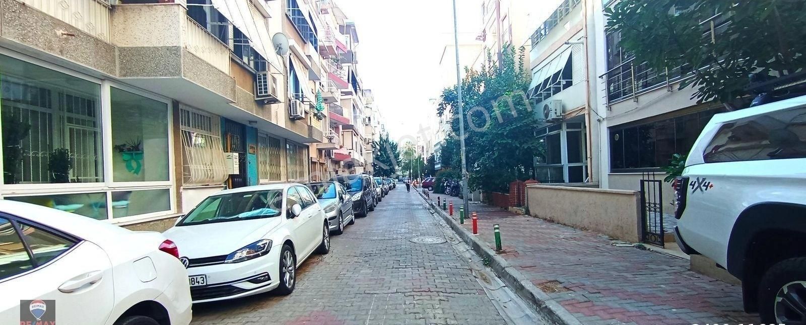 Karşıyaka Aksoy Satılık Daire KARŞIYAKA AKSOY'DA SATILIK KÖŞE DAİRE