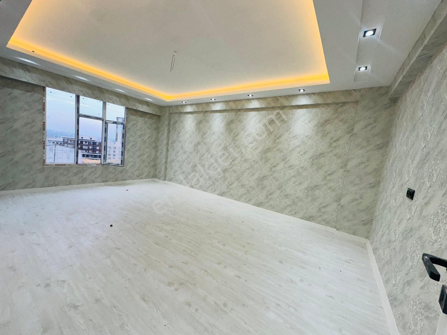 Karaköprü Seyrantepe Satılık Daire KARAKÖPRÜ SEYRANTEPEDE SATILIK 3+1 DAİRE