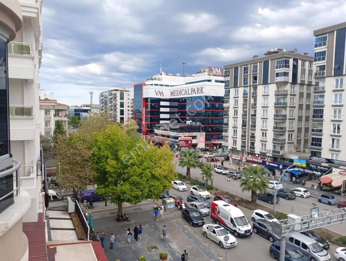 Samsun Atakum Devren Ofis Remax Kuzey Caner Can'dan Devren Kiralık Özel Dekorlu Ofis/işyeri