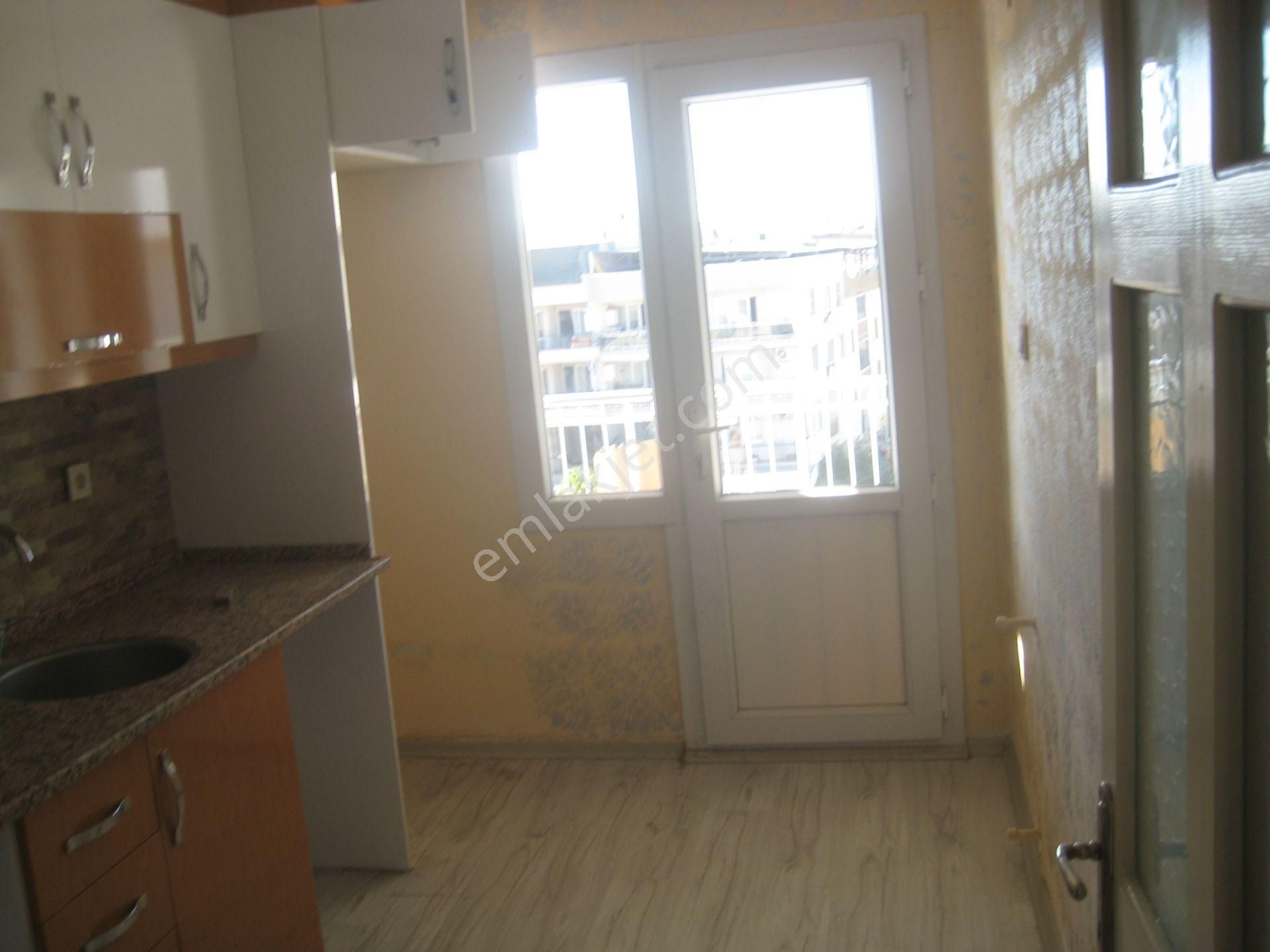 Menemen Koyundere'de Kısmi Eşyalı Kiralık 2+1 Daire - Görsel 2