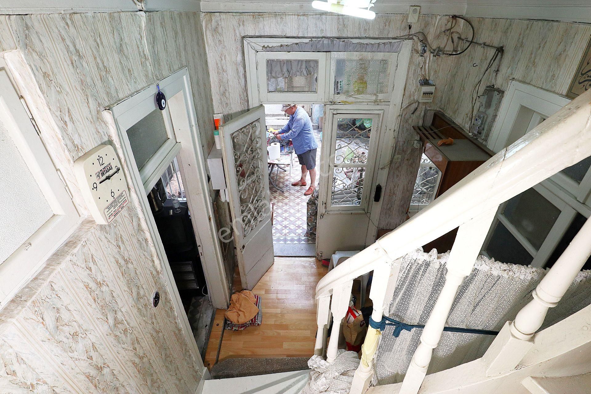 Göztepe Küçükyalı Mithatpaşa Cad.10 Adım Mustakil 3 Katlı Satılık Bina - Görsel 12