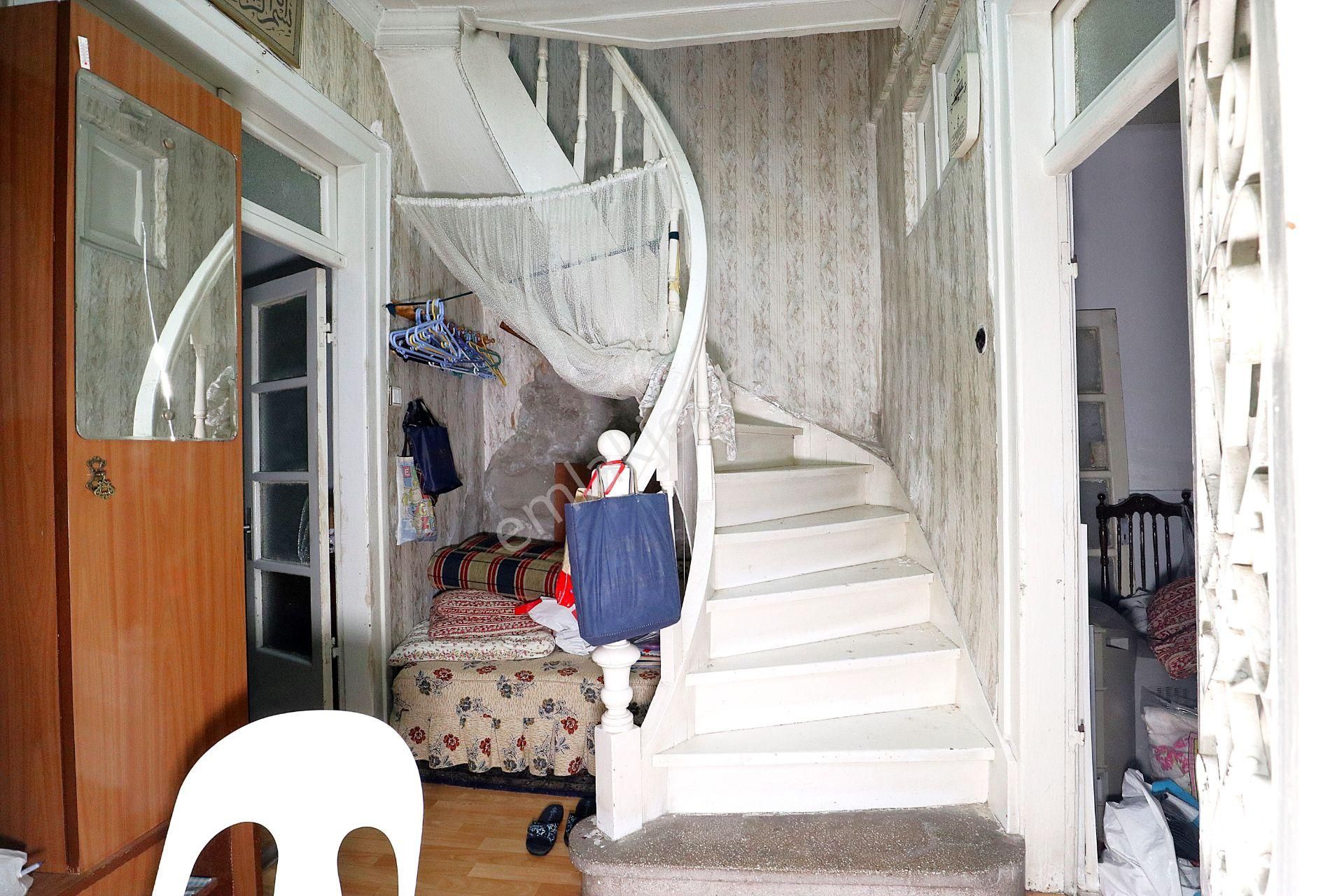 Göztepe Küçükyalı Mithatpaşa Cad.10 Adım Mustakil 3 Katlı Satılık Bina - Görsel 7