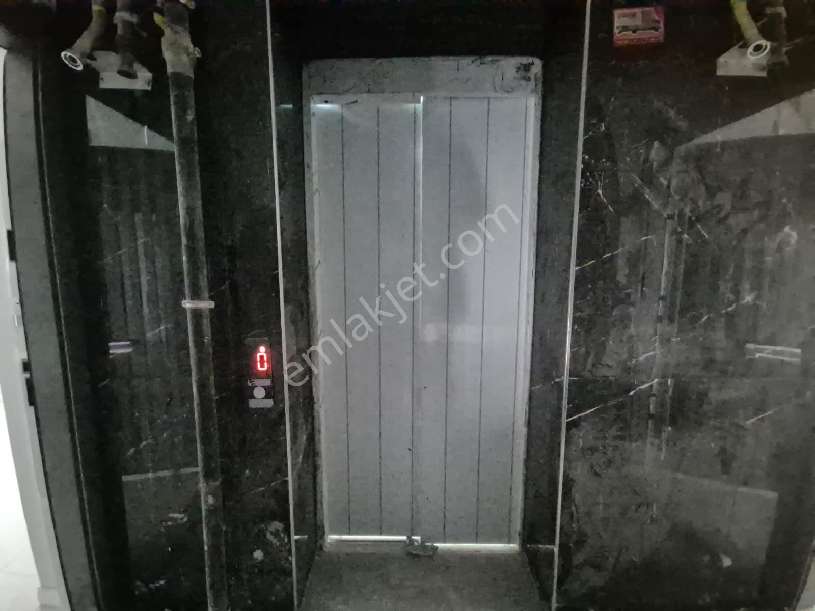 Roma' Dan Akhisar' Da Satılık Daireler - Görsel 8