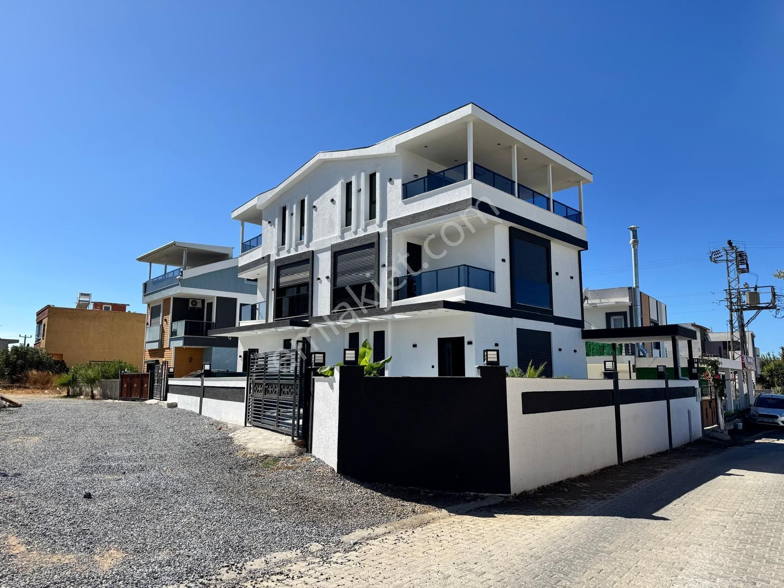 Didim Hisar Satılık Villa  AYDIN DİDİMDE 3+1 AÇIK MUTFAKLI HAVUZLU BAHÇELİ TERASLI İKİZ BİRLEŞİK TRIPLEX VİLLAMIZ SATILIKTIR